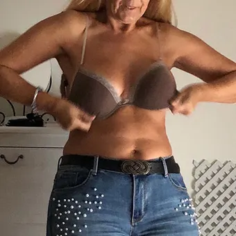 Dagny, 56 år i Karlshamn